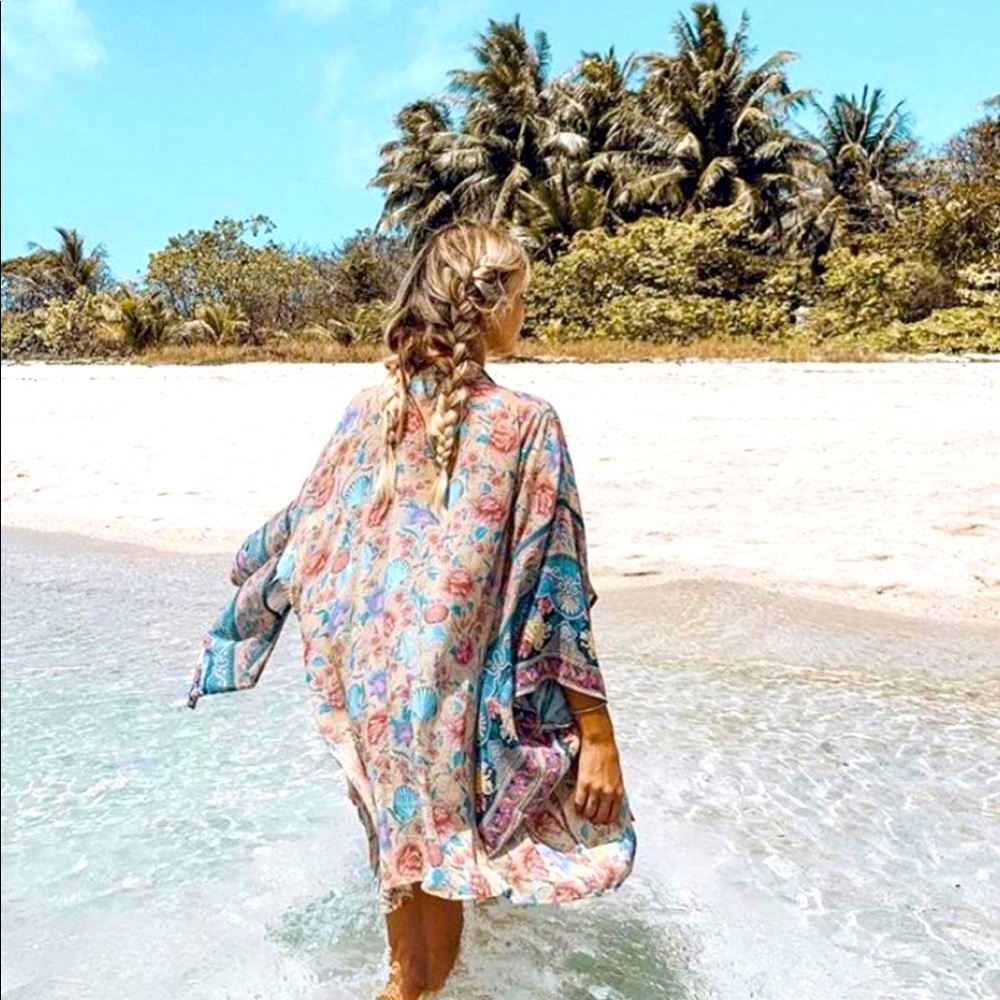 Spell short seashell robe